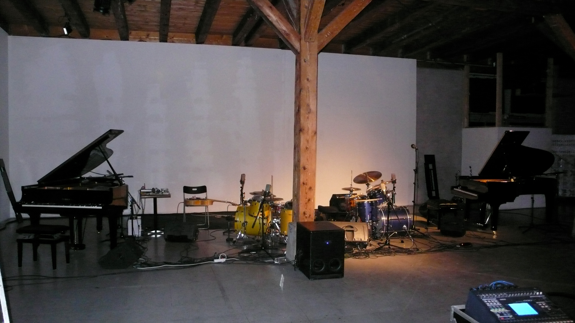 <p>P/B/B & The Necks sextet stage setup, Kunstraum Walcheturm, Zurich, 2008. Photo courtesy of Patrick Huber & Jolanda Gsponer.</p>